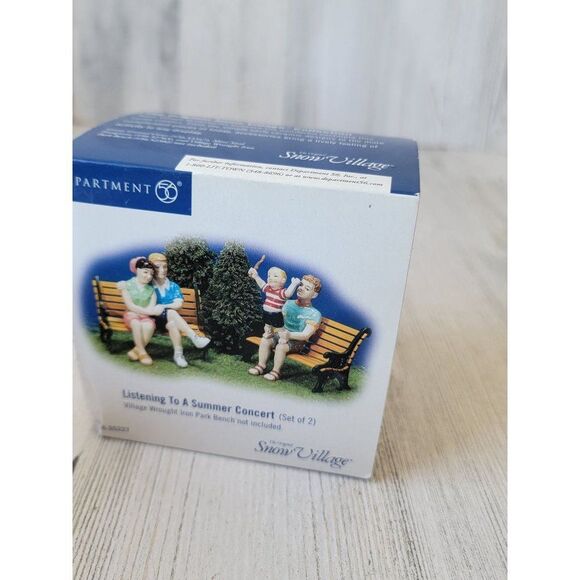 Dept 56 55227 Listening To A Summer Concert snow village accessory Xmas - Picture 3 of 5